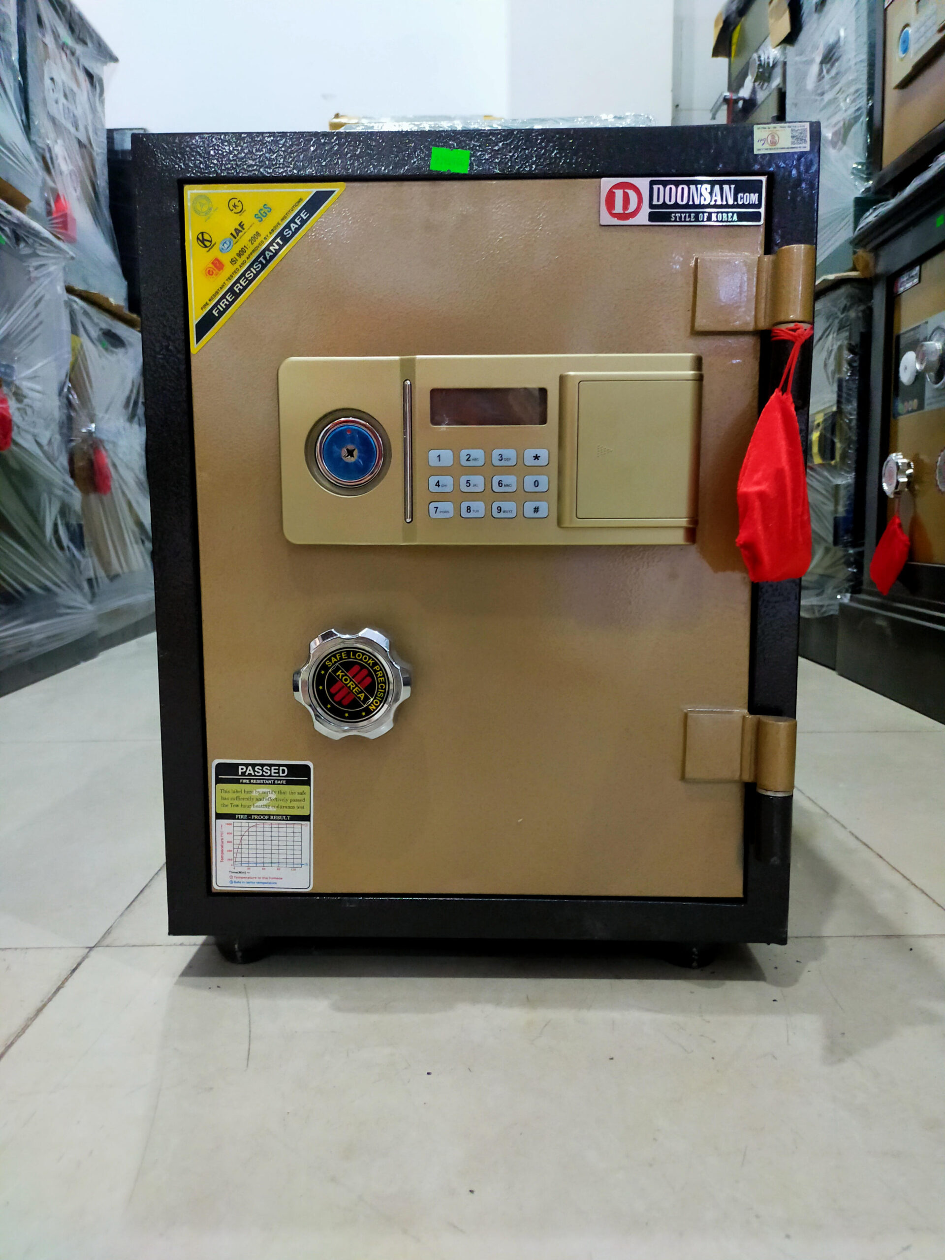 Két Sắt Doonsan K25ĐT Đứng Điện Tử