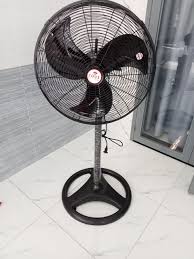 Quạt Đứng Công Nghiệp Đ-20CO