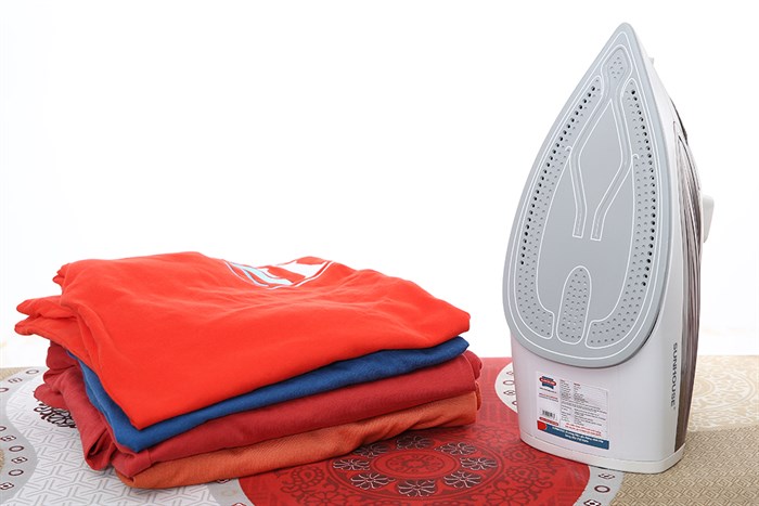 Bàn ủi hơi nước Sunhouse SHD2066 2000W