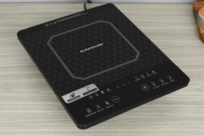 Bếp từ Sunhouse SHD6802