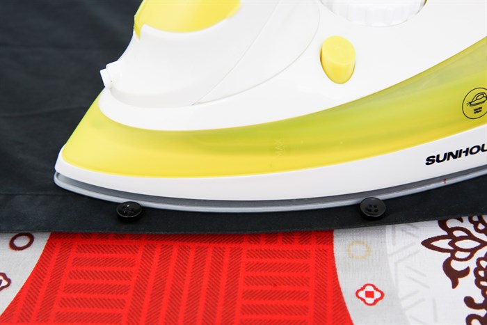 Bàn ủi hơi nước Sunhouse SHD2067 1800W