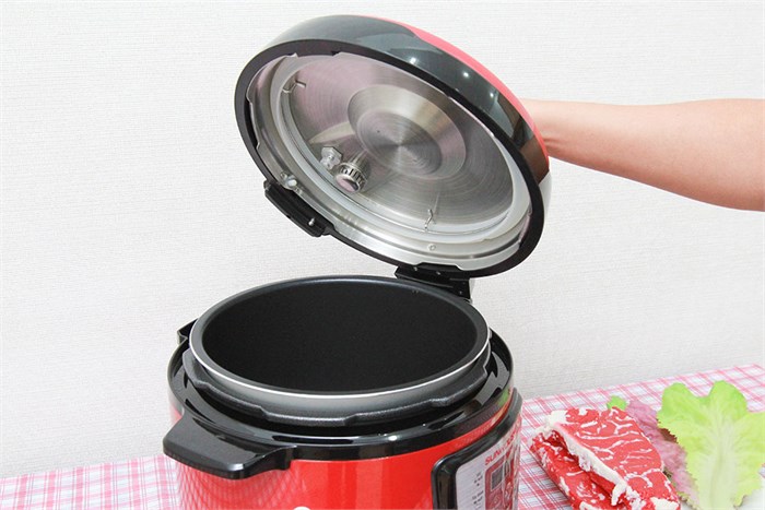 Nồi áp suất điện Sunhouse SHD 1767 6 lít