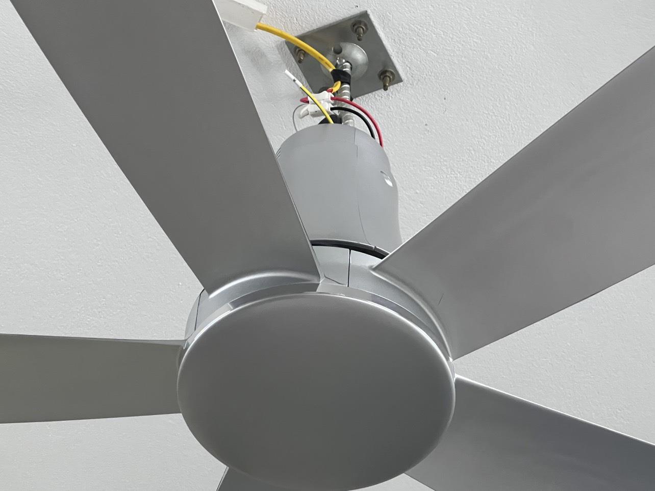 Quạt trần TLC ECOVENTO Hoa Cúc Màu bạc