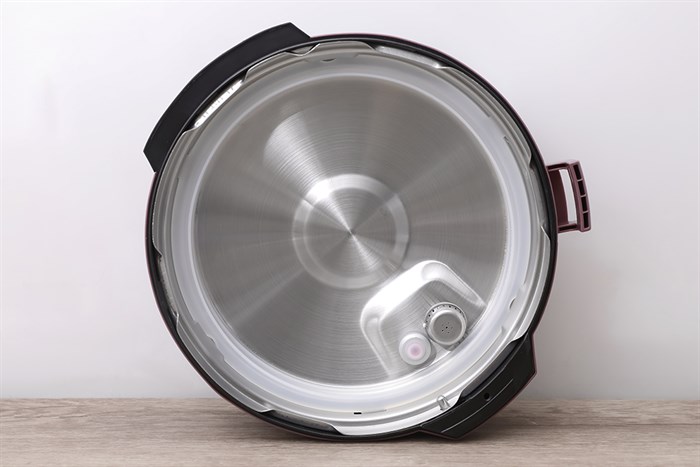 Nồi áp suất điện Sunhouse SHD1657 6 lít