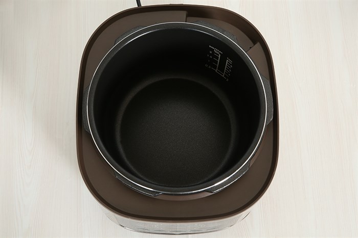Nồi áp suất điện Sunhouse Mama SHD1580 5 lít
