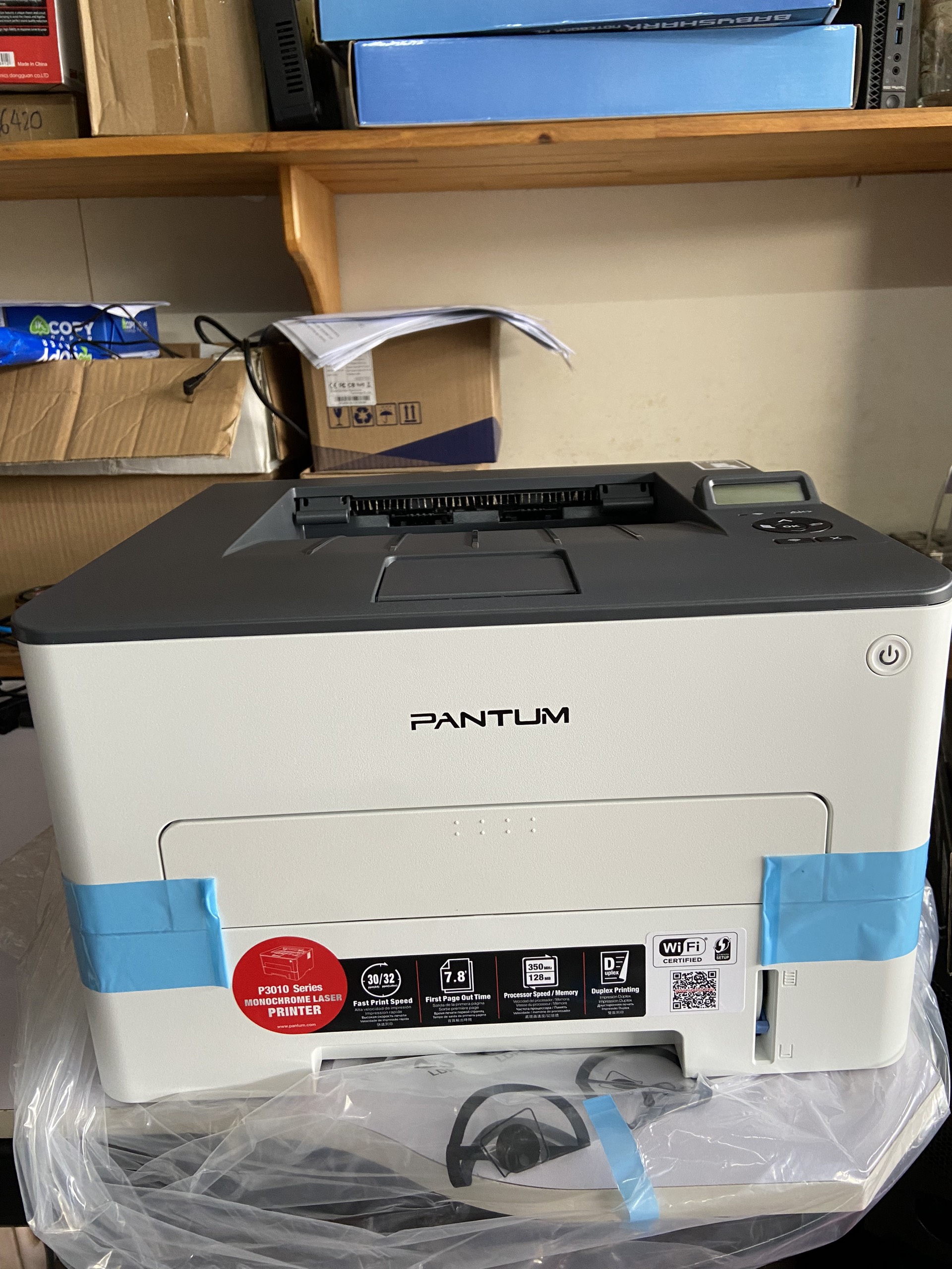 Máy in laser đen trắng PANTUM P3010DW (A4/A5/ Đảo mặt/ USB/ WIFI)