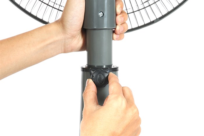 Quạt lửng Senko 3 cánh L1638 47W